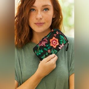 Vera Bradley Wristlet